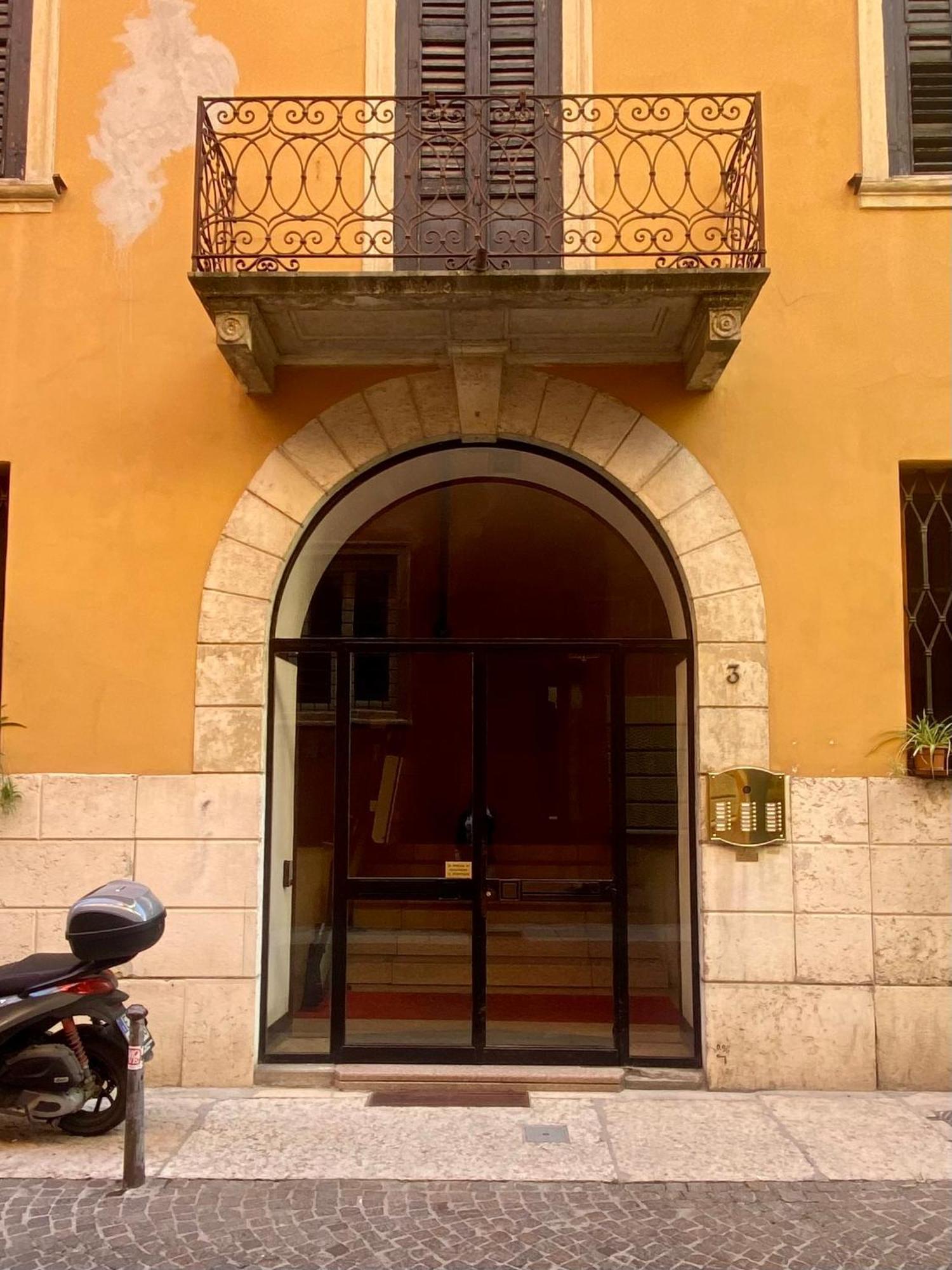 Casa Arnaldo Hotell Verona Exteriör bild